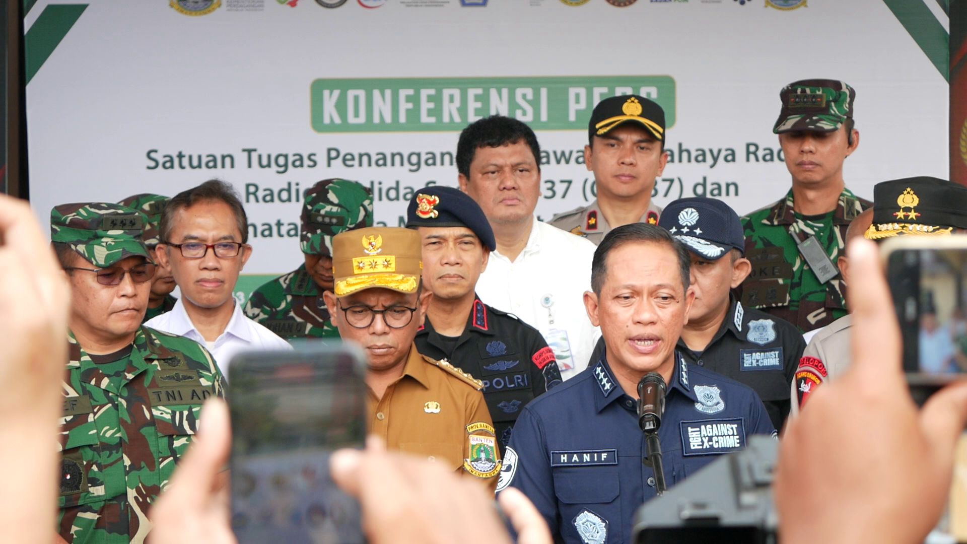 Badan Pengawas Tenaga Nuklir - BAPETEN Ikuti Apel dan Konferensi Pers Satgas Penanganan Kerawanan Bahaya Radiasi Radionuklida Cs-137 dan Kesehatan pada Masyarakat Berisiko Terdampak