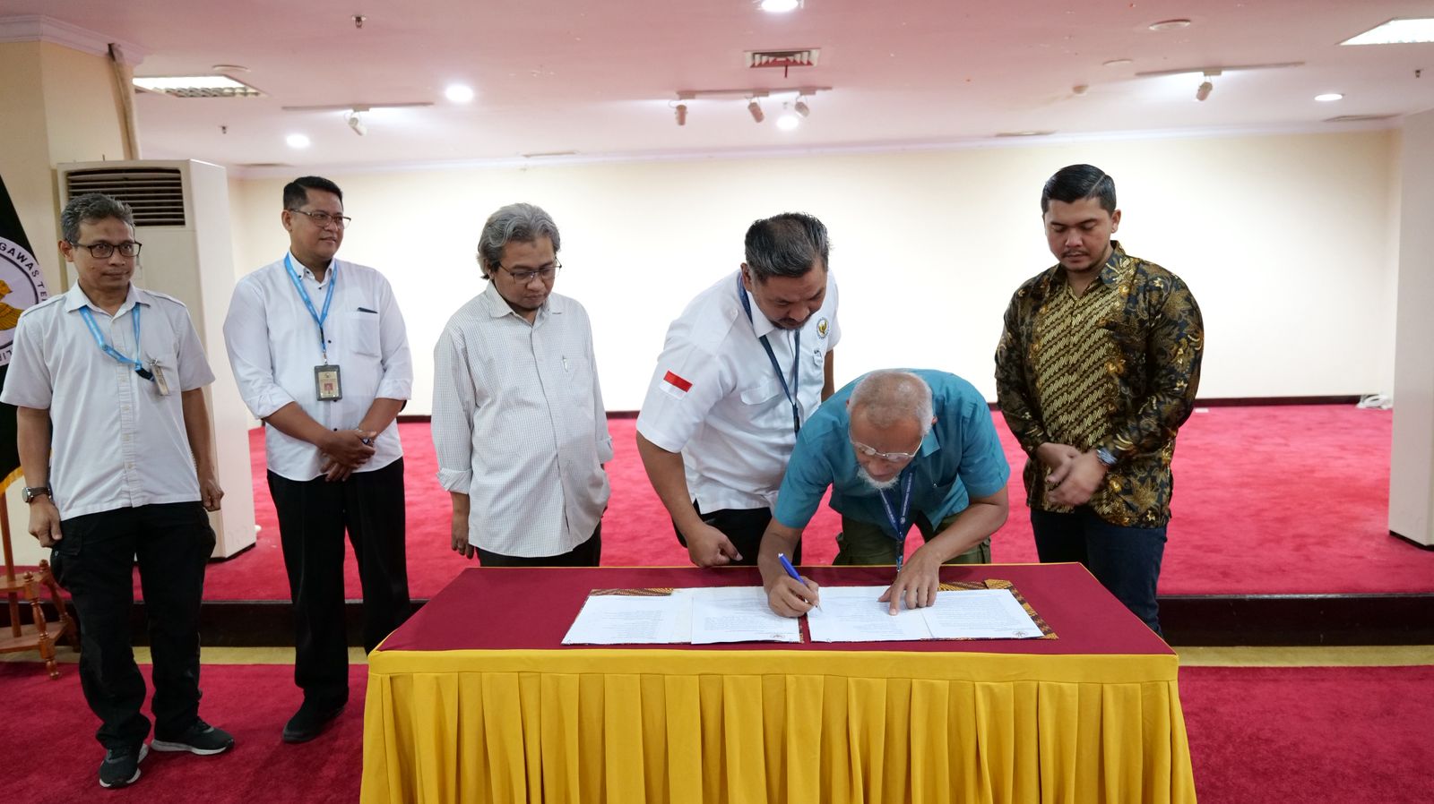 Pemusnahan Arsip Inaktif Keuangan BAPETEN Periode Tahun 2012-2013