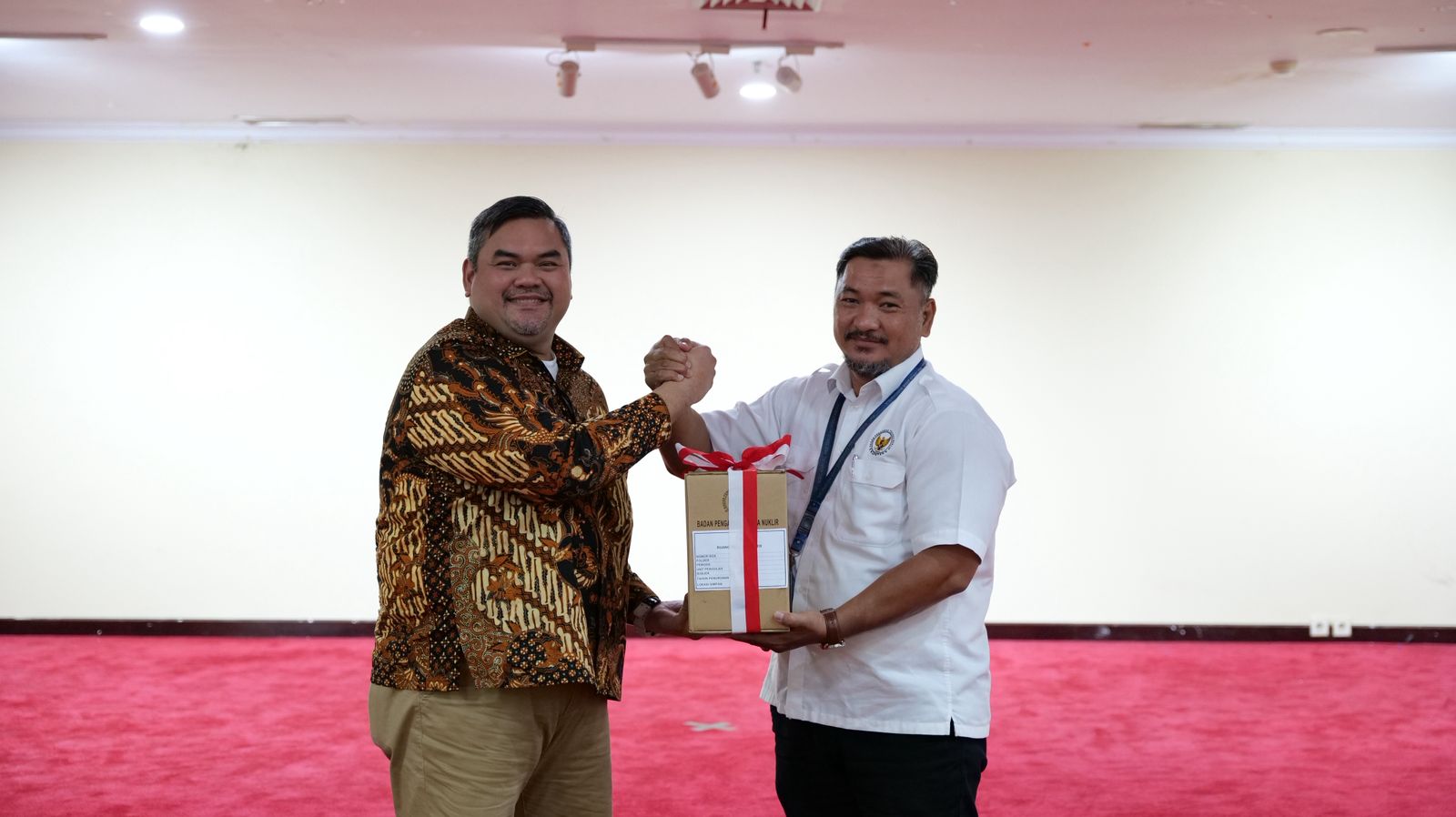 Pemusnahan Arsip Inaktif Keuangan BAPETEN Periode Tahun 2012-2013