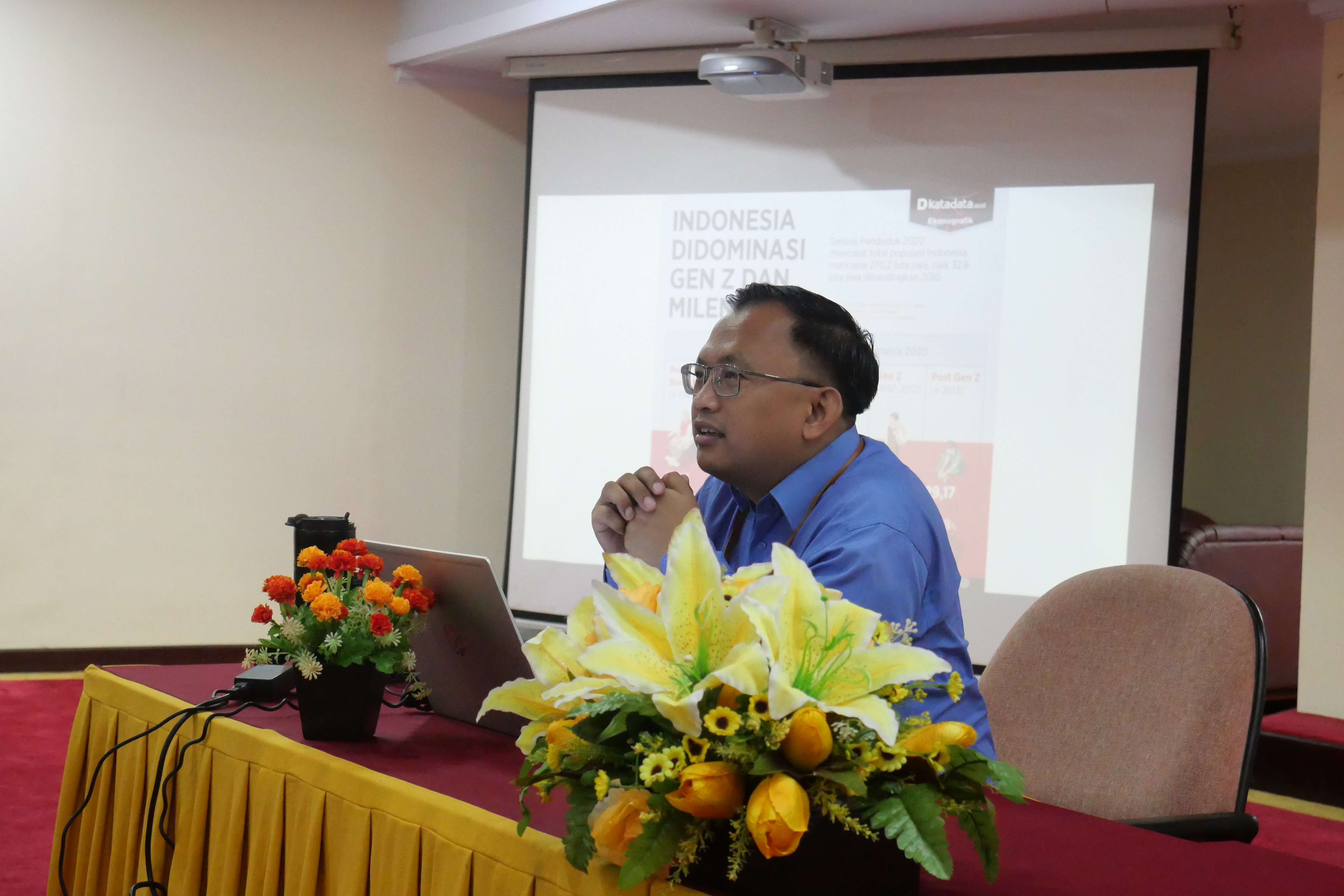 BAPETEN Enhances Employee Capacity through a Digital Literacy Seminar